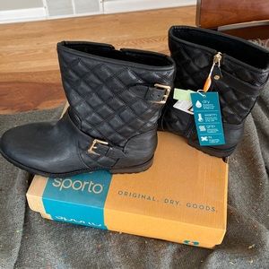 Boots Sporto, size 9.5, med. New with tags